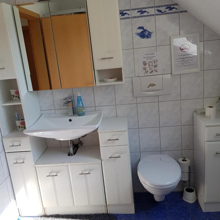 Susi"S Ferienwohnungen Wermelskirchen Bagian luar foto