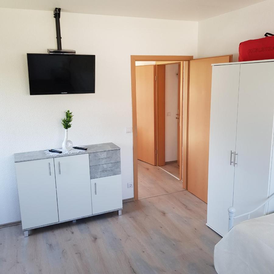 Susi"S Ferienwohnungen Wermelskirchen Bagian luar foto